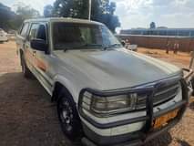 mazda b2200