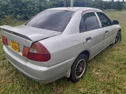 mitsubishi lancer