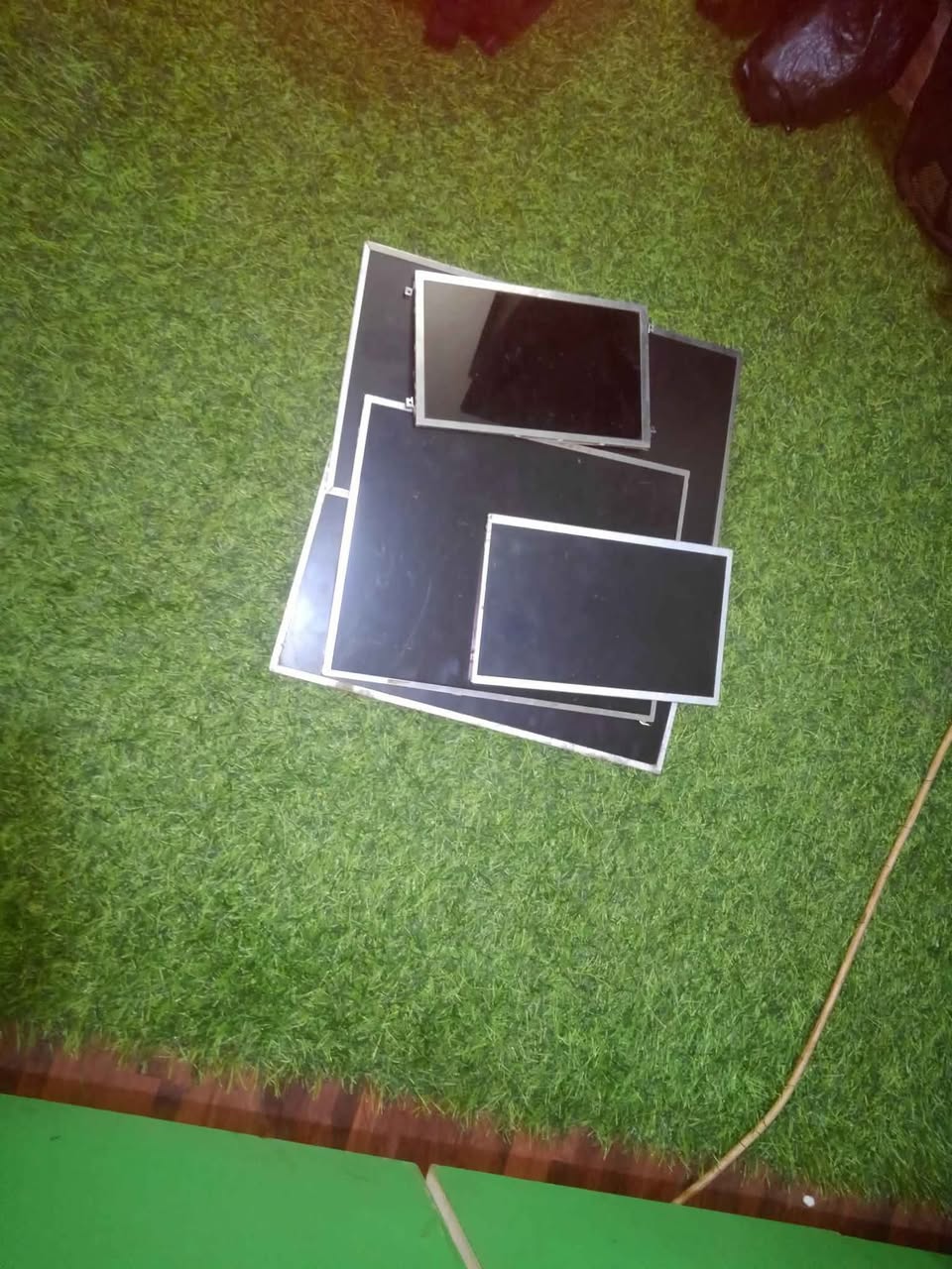 A picture of Laptop screens all sizes