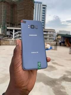 A picture of Samsung galaxy s8 330000shs