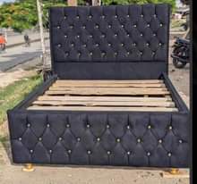 A picture of Kitanda 180...showcase 100k tuu karibuni 0621000884