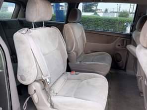 A picture of KING OF DISTRESS 2006 model Toyota Sienna LE Direct tokumbo