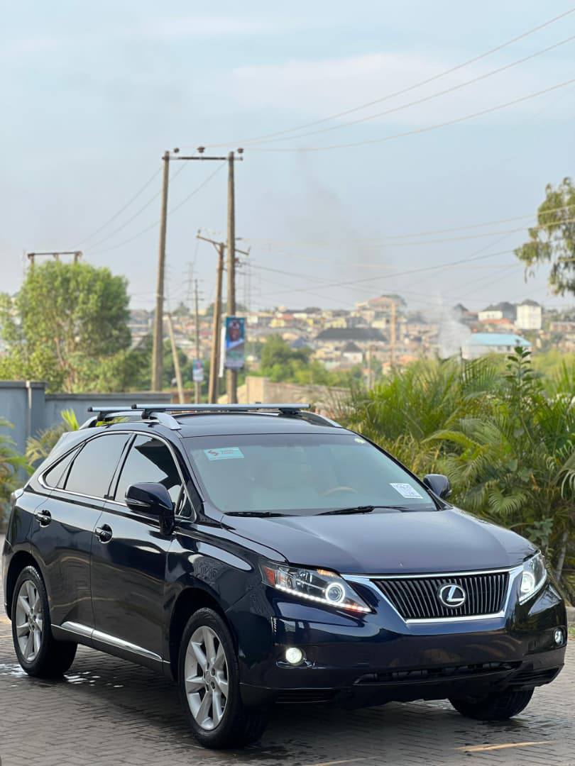 A picture of Foreign Used 2011 Lexus Rx350