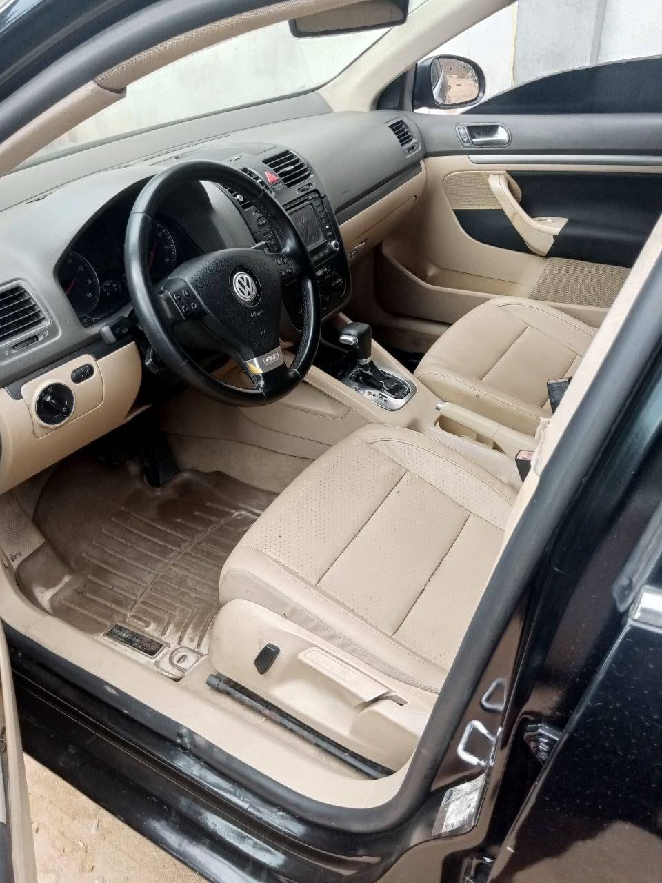 A picture of Volkswagen jetta 2008