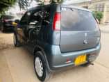 A picture of Suzuki kei
