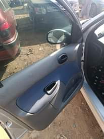 A picture of Very clean 206 with everything intact