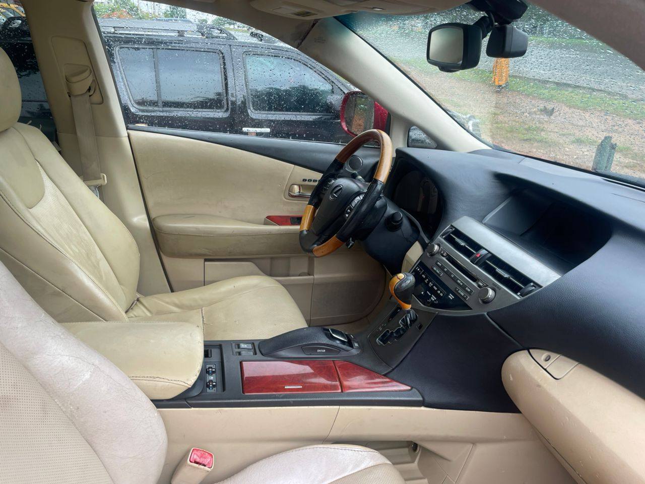 A picture of 2012 RX350 clean used