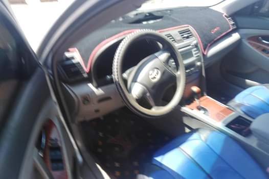 A picture of 2011 Toyota camry xle full option