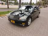 A picture of CROWN ATHLETE DUE BEI MILION 13 IPO MWANZA CM 0693743051