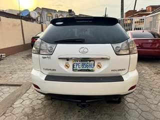A picture of Sharp and clean Registered 2007 Lexus Rx350