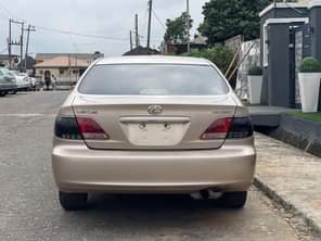 A picture of 2005 LEXUS ES330 SEAT COVER CLEAN BUY N DRIVE PERFECT