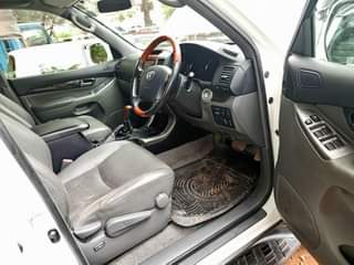 A picture of TOYOTA PRADO... MODEL 2009....ON SALE NOW.... PETROL STATION....... I WANT