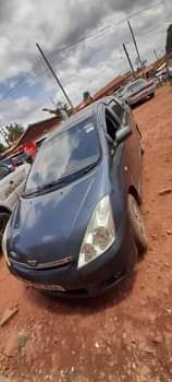 A picture of Toyota qish