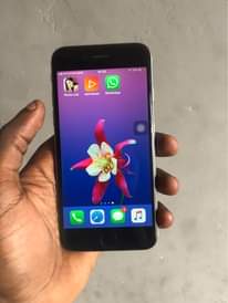 A picture of iPhone 6plain