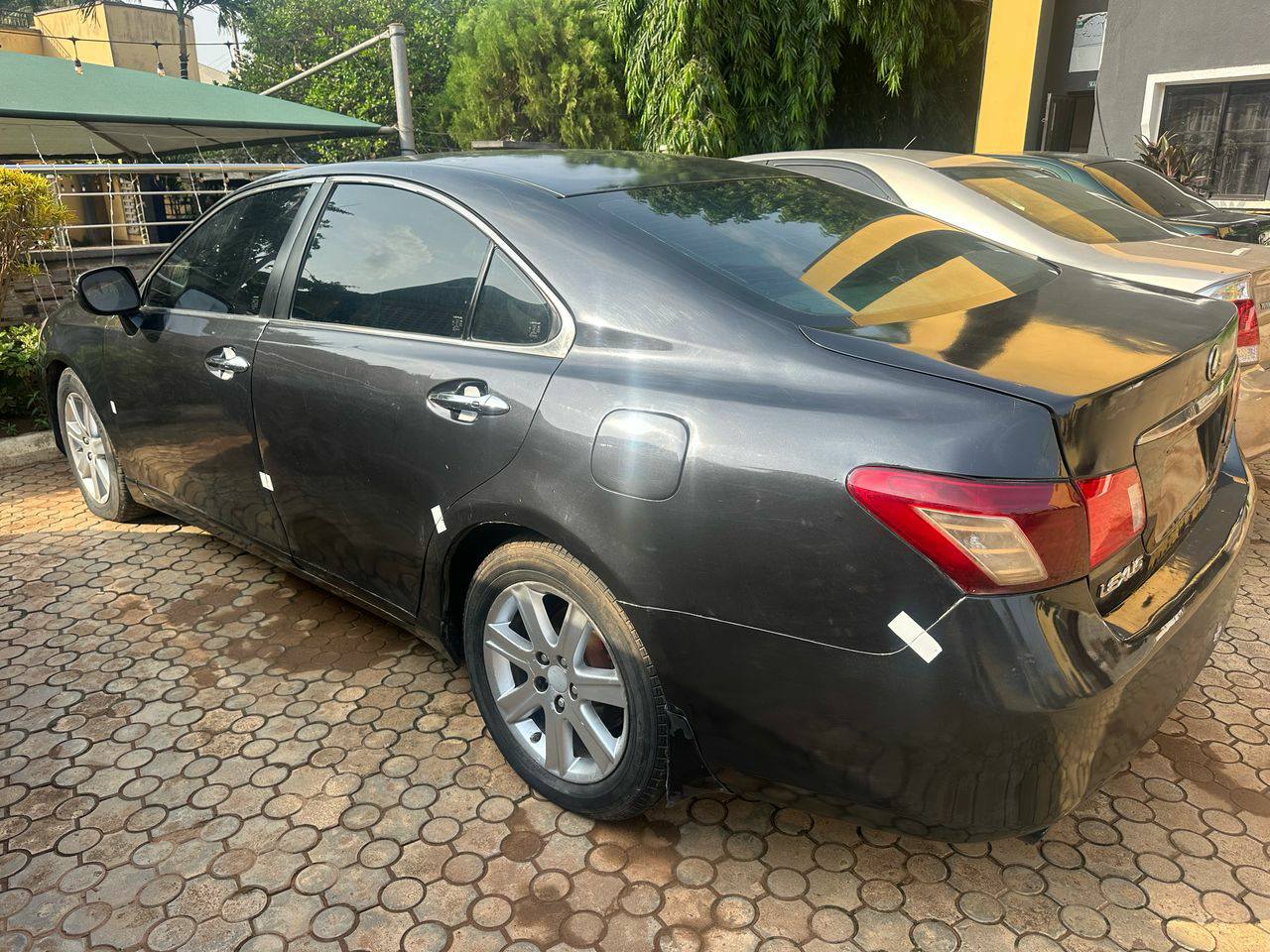 A picture of Fastest finger Dealer deal Es350 2008 registered painted ones Engine
