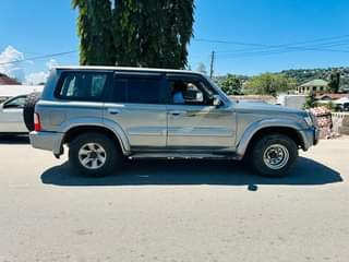 A picture of Nissan Patrol inauzwa