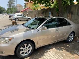 A picture of REGISTERD TOYOTA CAMRY XLE 2006 BUY DRIVE FORMICA FIRSTBODY IKOYI
