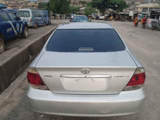 A picture of Toyota Camry 06 Nigeria used baked on first body 08030481307