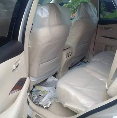 A picture of TOKUNBO Lexus RX350 YEAR MODEL 2010 TRANSMISSION Automatic CONDITION Buy