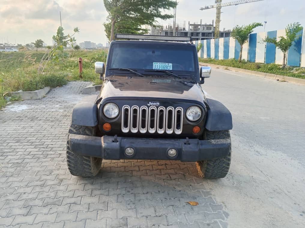 A picture of 2009 Jeep wrangler rockslide