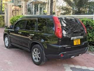A picture of NISSAN EXTRAIL NEW MODEL CALL 0713660746