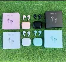 A picture of Oppo a83 Oppo a37 Earpods JBL Earpods pro6s Flash orijino