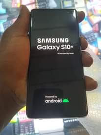 A picture of SAMSUNG S10 PLUS