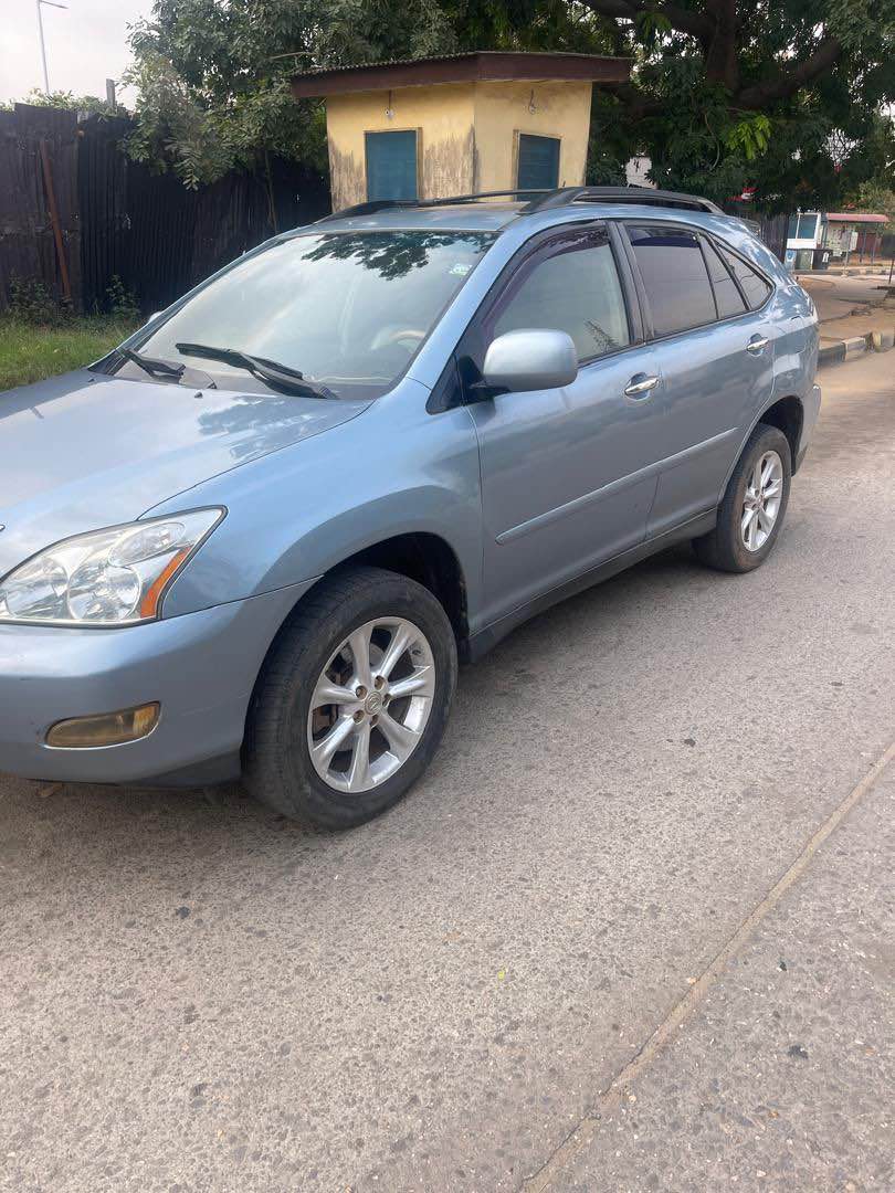 A picture of Lexus RX350 2009 Model
