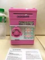 A picture of KIBUBU CHA CHA KUTUMIA PASSWORD CASH BOX VIPO VICHACHE WAHI