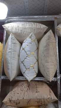 A picture of Throw pillows