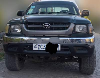 used toyota hilux