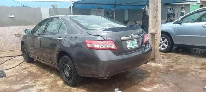 A picture of Camry 09