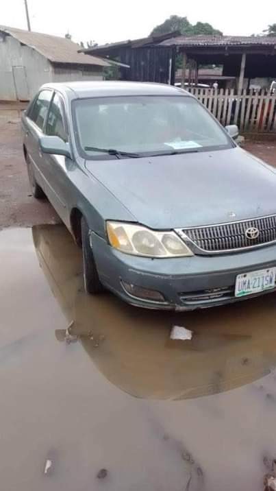 A picture of Toyota Avalon dashboard Everything is working Owerri imo state Nonny