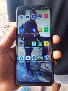 A picture of Infinix hot 8