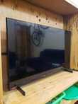A picture of CHIQ 32 FRAMELESS TV FREE TO AIR 320KUGX