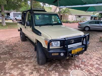 toyota land cruiser