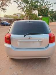 A picture of Tosk Toyota corolla Obama 2005 for sale is working fine