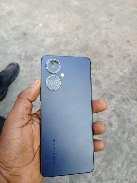 A picture of Camon 19 GB 128 inauzwa