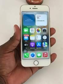 A picture of iphone 8 plain
