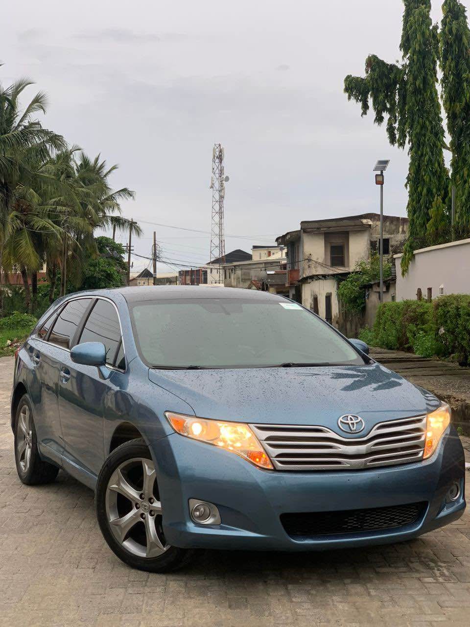 A picture of 16.5m 2011 Toyota venza