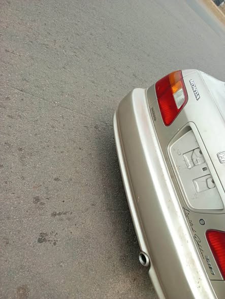 A picture of Urgent Money needed Honda 2000 model AUTOMATIC TRANSMISSION price 2