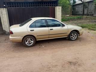 used nissan sunny