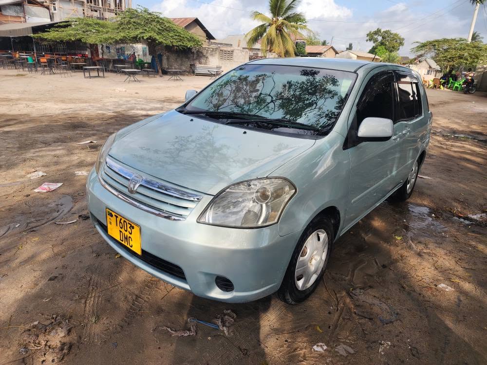 A picture of TOYOTA RAUM