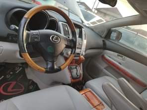 A picture of Dealers deal Lexus RX330 Fault AC not chilling Price 5