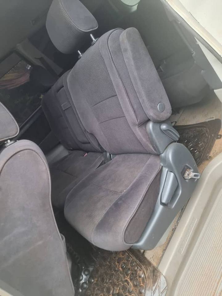 A picture of ALPHARD 2008