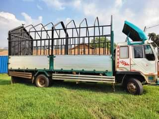 A picture of 1998 Japan Fuso Fighter