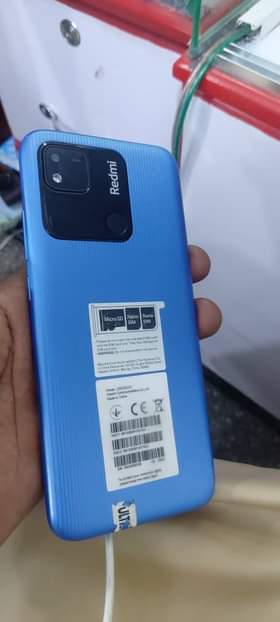 A picture of Its Redmi 10A 128gb rom 4gb ram at only 250k