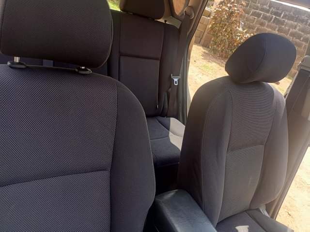 A picture of Sharp Pontiac vibe 05