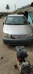 A picture of Sienna 2000