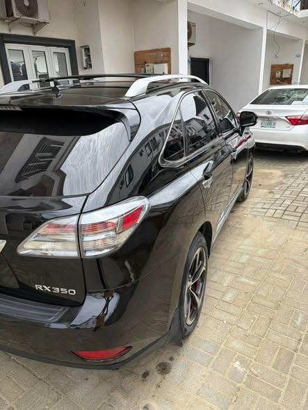 A picture of Lexus RX 350 17 5m Clean used buy and drive